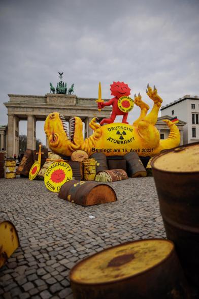 Shut Down of Nuclear Power Plants: AKW Dinosaur in Berlin