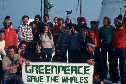 Die Besatzung der Rainbow Warrior: Susi Newborn; Denise Bell; David McTaggart, Chris Robinson; Sally Austin; Alan Thornton; Remi Parmentier; Skipper Nick Hill.