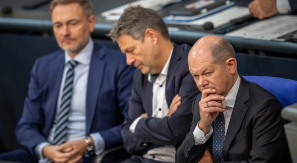 Lindner, Habeck und Scholz im Bundestag