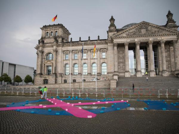 Young Greenpeace Activists Demonstrate for Climate Vote in Berlin